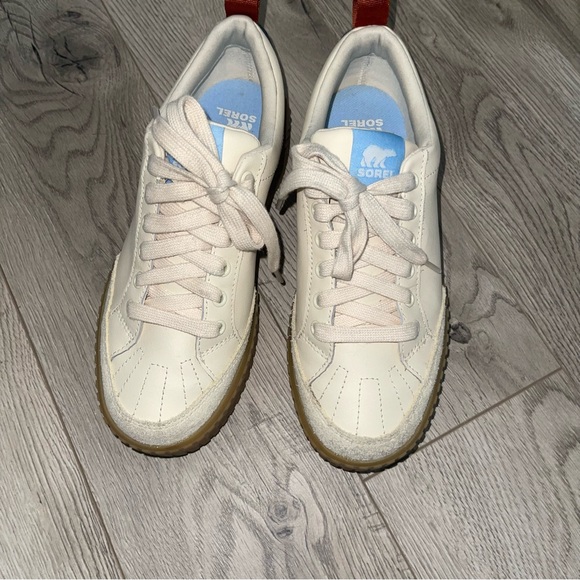 Sorel Ona Women's Low Water Proof Sneaker - Picture 2 of 6